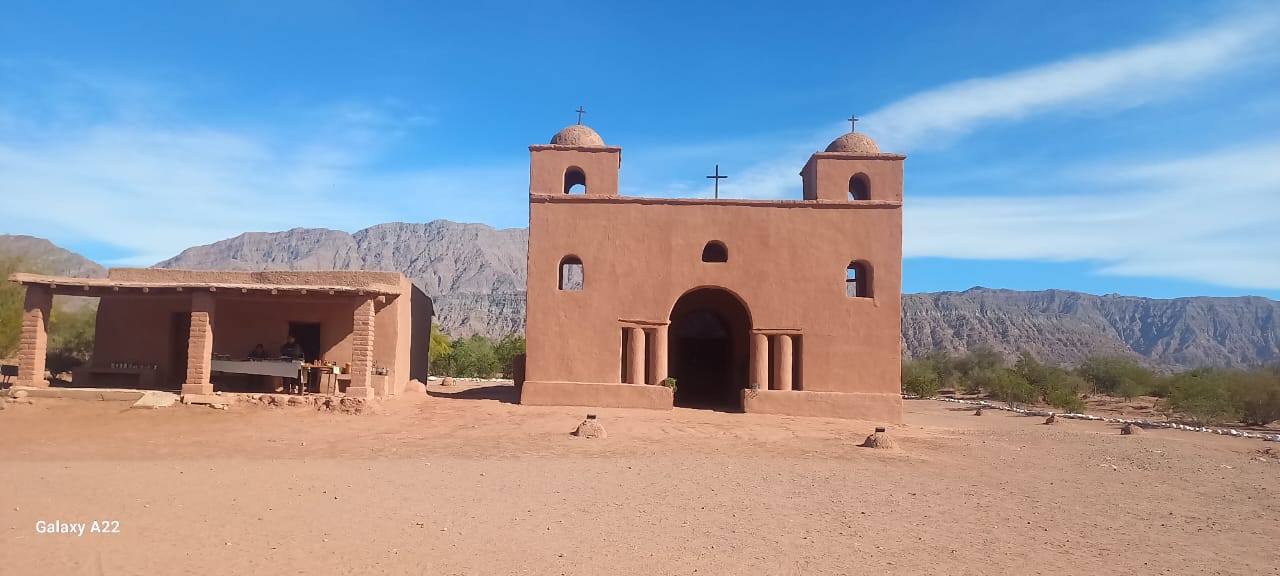 Catamarca – Ruta del Adobe | Termas | Volcanes